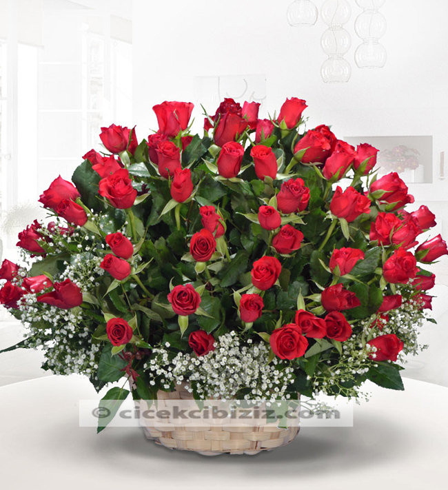 100 Adet Gül Aranjmanı